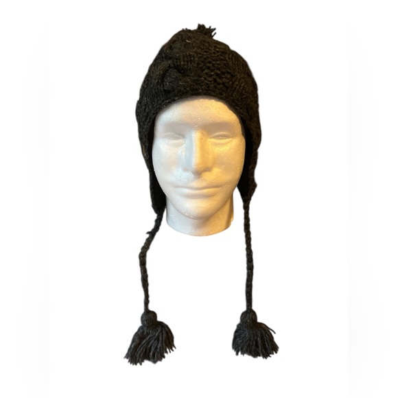 Collection Royal Cozy Pom-Pom Lined Flap Hat with Tassels - Charcoal Gray NWT - Picture 2 of 9